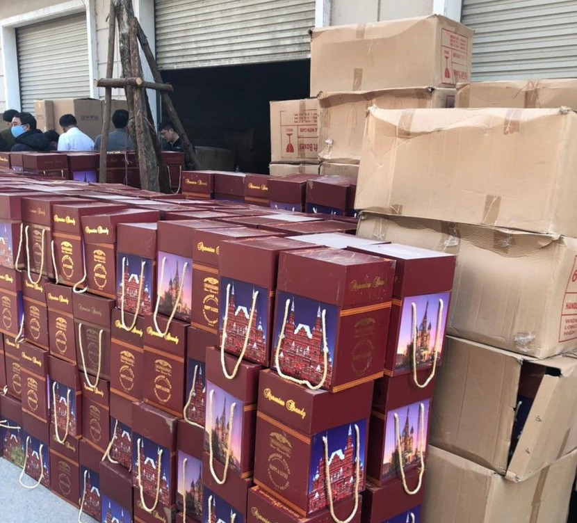 Hàng nghìn sản phẩm rượu không có hóa đơn chứng từ bị tạm giữ