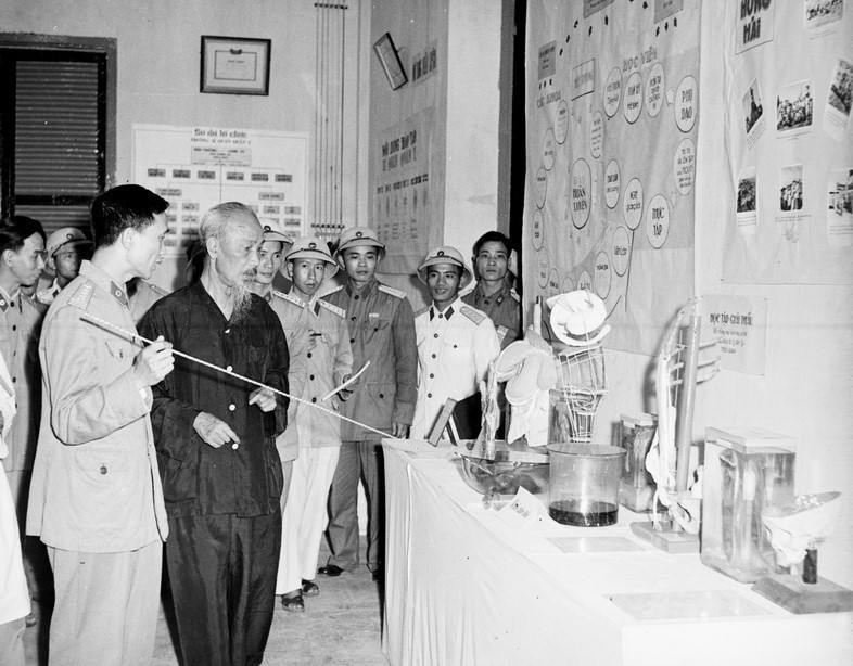 Ảnh trưng bày tại triển lãm. Ảnh: BTC