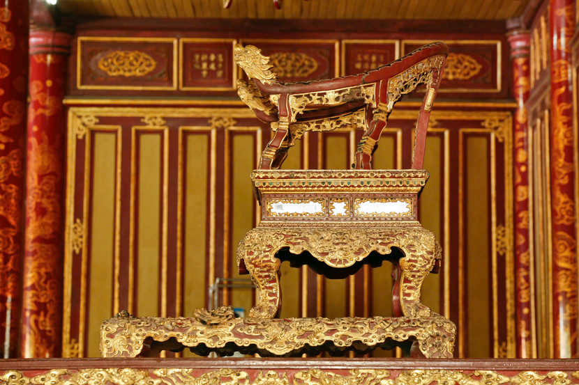 Ngai vàng triều Nguyễn bị phá hỏng, sẽ được lập phương án tu sửa phù hợp ảnh 4