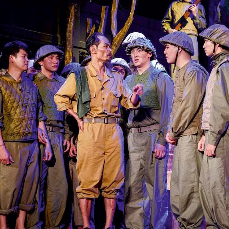 Ảnh trong vở "Đêm trắng" Ảnh trong vở "Đêm trắng"