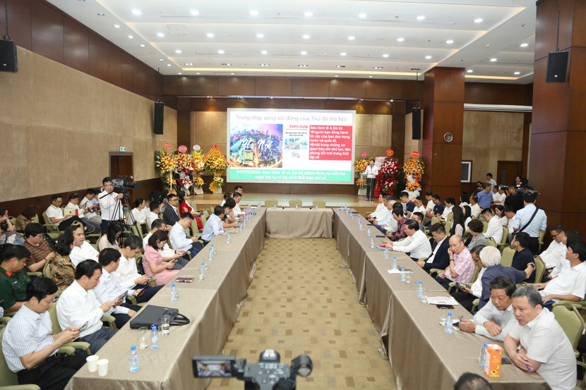 Quang cảnh hội thảo Quang cảnh hội thảo