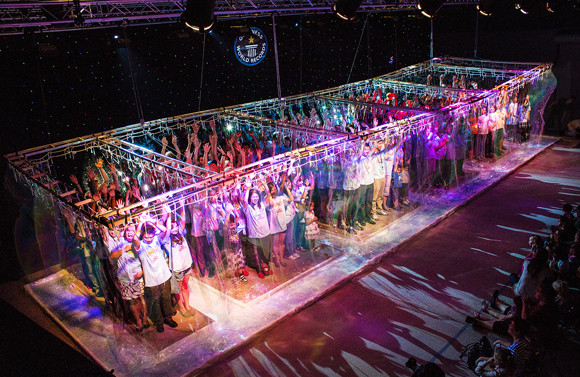 Huyền thoại Fan Yang trở lại Việt Nam với 18 Kỷ lục thế giới ảnh 1