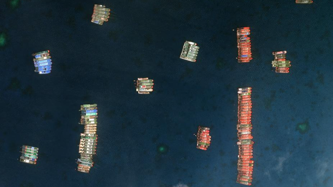 Đội tàu dân binh biển Trung Quốc kết bè ở đá Ba Đầu ở quần đảo Trường Sa thuộc chủ quyền của Việt Nam