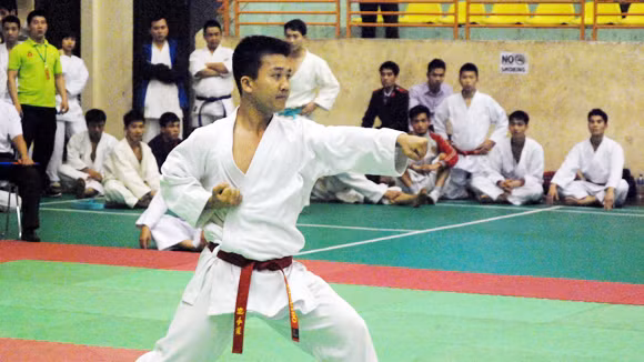 Khai mạc Hội thi bắn súng, võ thuật thanh niên Công an năm 2013 ảnh 6