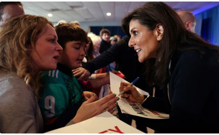 Bà Nikki Haley - cựu Đại sứ Mỹ tại Liên hợp quốc, đối thủ của cựu Tổng thống Donald Trump cho đề cử ứng cử viên Tổng thống của Đảng Cộng hòa