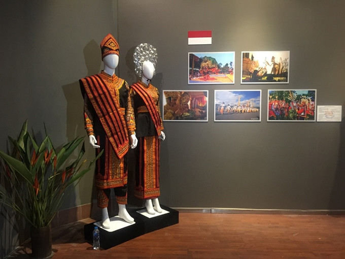 Trang phục truyền thống Indonesia Trang phục truyền thống Indonesia