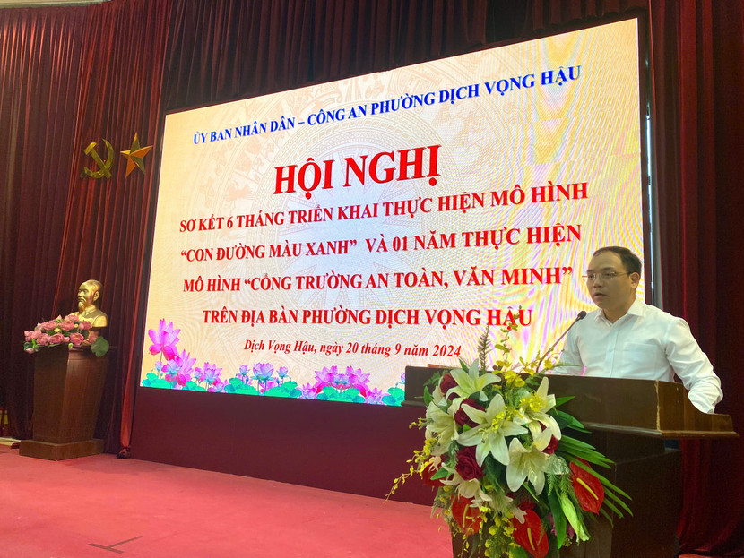 Ông Tống Xuân Duy - Chủ tịch UBND phường Dịch Vọng Hậu gửi lời cảm ơn sự quan tâm, chỉ đạo sát sao của các cấp lãnh đạo để hai mô hình đạt được những hiệu quả đáng ghi nhận