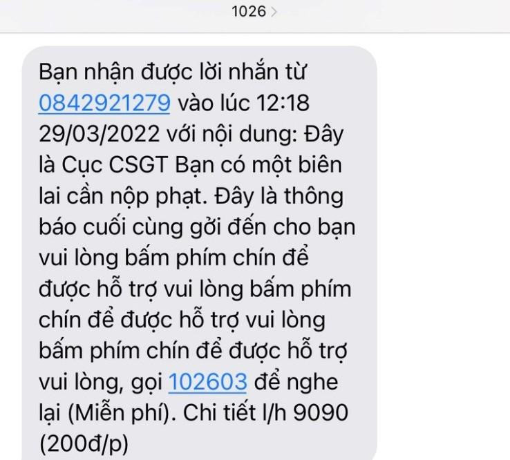 Nhiều người dùng điện thoại nhận được tin nhắn đề nghị nộp tiền vì vi phạm giao thông