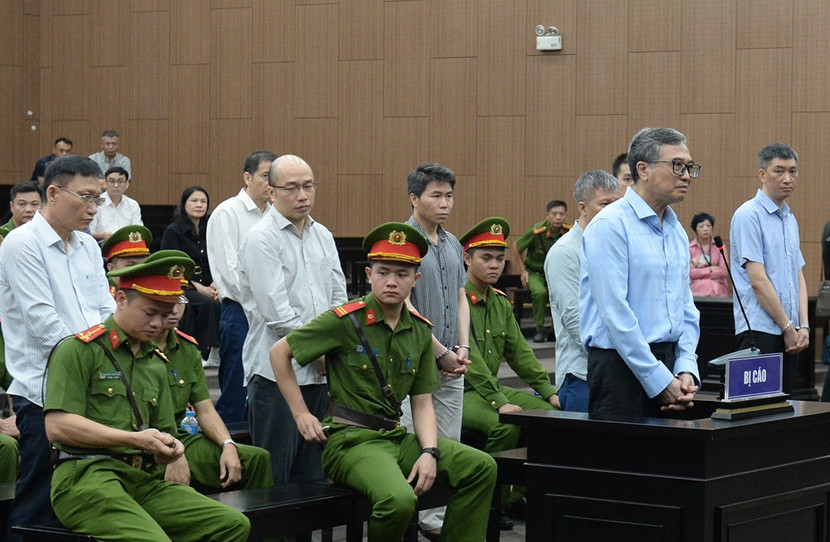 Cựu Thứ trưởng Bộ Công Thương - Hoàng Quốc Vượng và các bị cáo liên quan