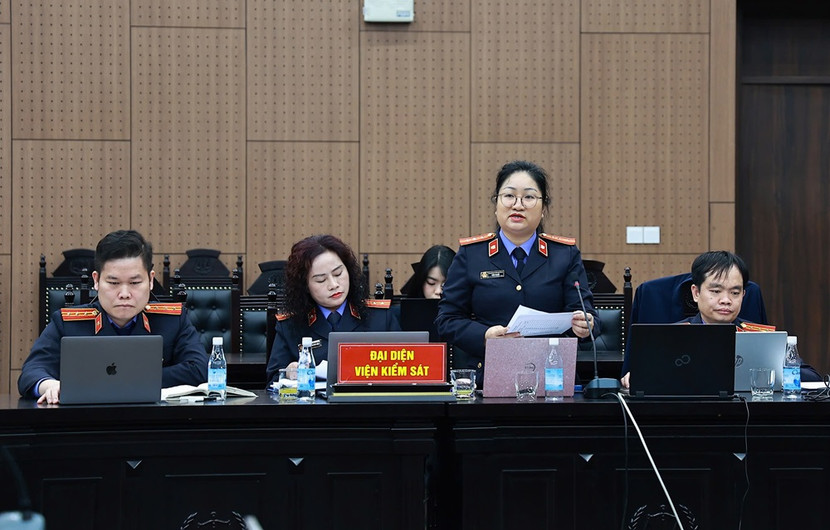 Đại diện Viện kiểm sát thực hành quyền công tố tại phiên tòa Đại diện Viện kiểm sát thực hành quyền công tố tại phiên tòa