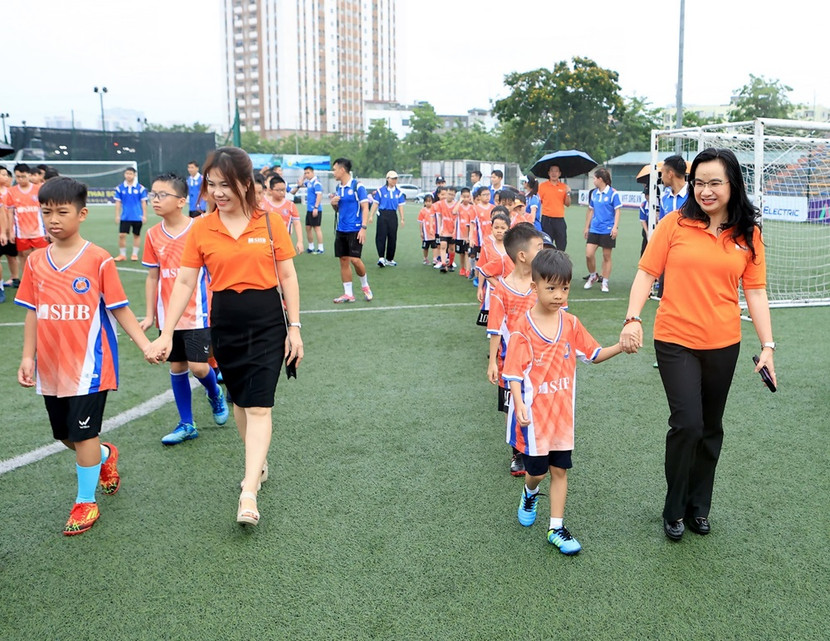 SHB FC Academy - chương trình thể thao, giáo dục ý nghĩa dành cho con em cán bộ nhân viên