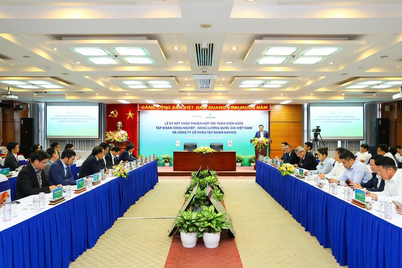 Toàn cảnh buổi lễ ký kết hợp tác giữa Petrovietnam và SOVICO.