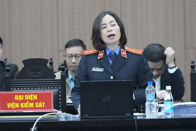 Đại diện Viện kiểm sát thực hành quyền công tố tại phiên tòa Đại diện Viện kiểm sát thực hành quyền công tố tại phiên tòa