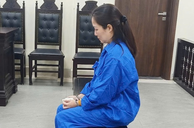 Bị cáo Trần Thị Minh Huệ tại phiên tòa