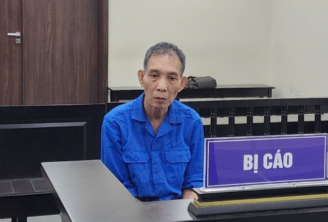 Bị cáo Lê Viết Sơn bị đưa ra xét xử tại phiên tòa