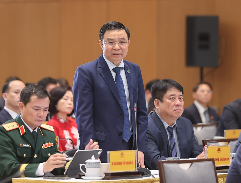Ông Lê Mạnh Hùng, Chủ tịch HĐTV Petrovietnam phát biểu tại Hội nghị.