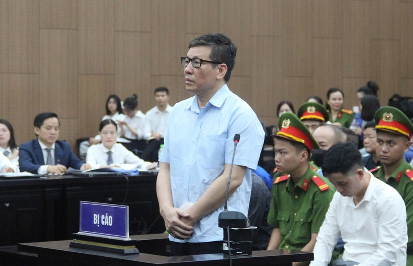 Cựu Chủ tịch UBND tỉnh Vĩnh Phúc (cũ) - bị cáo Lê Duy Thành Cựu Chủ tịch UBND tỉnh Vĩnh Phúc (cũ) - bị cáo Lê Duy Thành