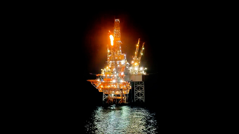 Giàn WHP-DH01, thuộc dự án Phát triển mỏ Đại Hùng giai đoạn 3, chính thức khai thác dòng dầu thương mại đầu tiên vào ngày 7/5/2025 Giàn WHP-DH01, thuộc dự án Phát triển mỏ Đại Hùng giai đoạn 3, chính thức khai thác dòng dầu thương mại đầu tiên vào ngày 7/5/2025