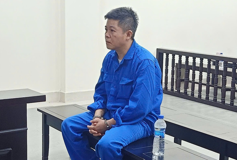 Bị cáo Lê Hải Đông tại phiên tòa Bị cáo Lê Hải Đông tại phiên tòa