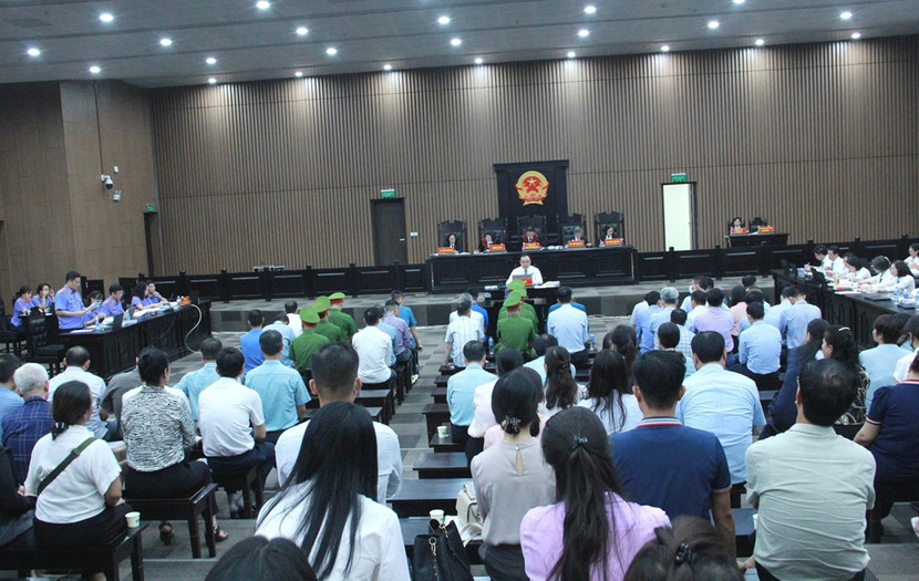 Phiên tòa xét xử các bị cáo trong vụ án Tập đoàn Thuận An