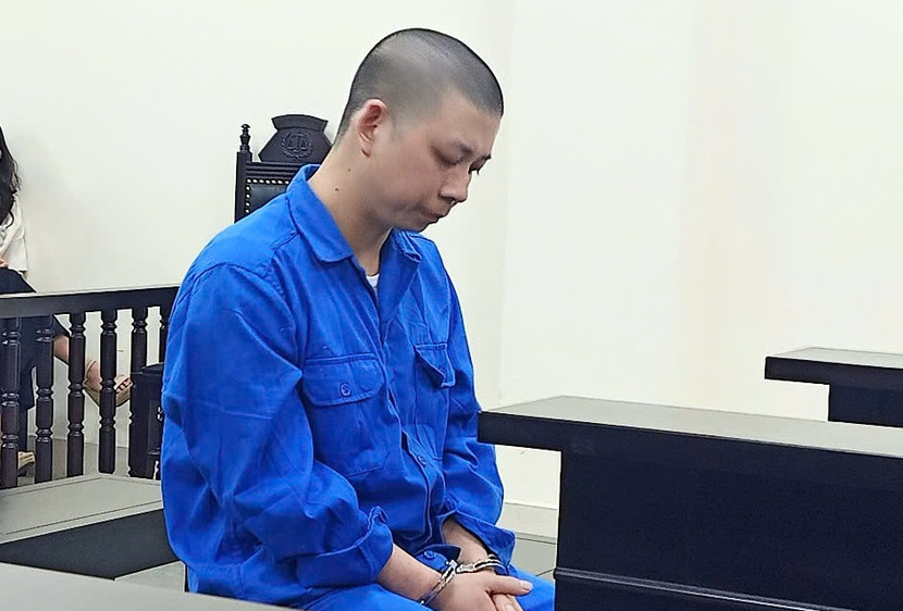 Man Tiến Long tại phiên tòa