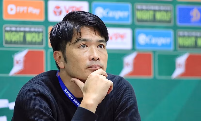 HLV Daiki rời Hà Nội FC sau 6 tháng