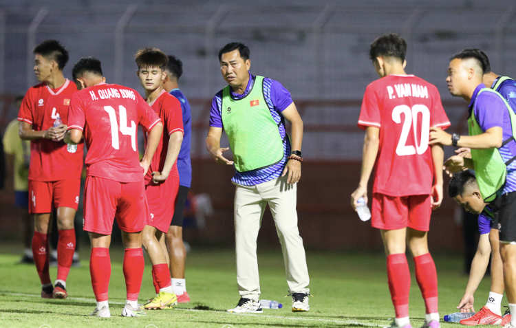 Thầy trò HLV Hứa Hiền Vinh hoà chật vật Myanmar ở ngày ra quân giải U19 Đông Nam Á 2024