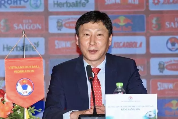 HLV Kim Sang-sik muốn ra mắt đội tuyển Việt Nam bằng một chiến thắng trước Philippines