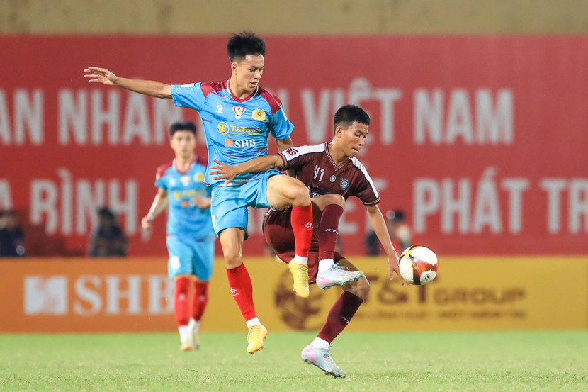 Các trận đấu tại giải luôn sôi động và mang đậm tinh thần cống hiến