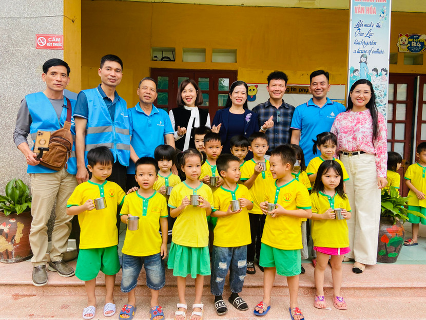 Các "mầm non tương lai" từ nay được sử dụng nguồn nước đảm bảo, tốt cho sức khỏe.