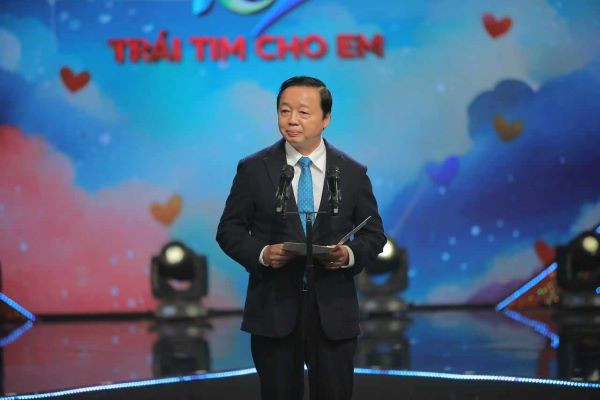 Phó Thủ tướng Trần Hồng Hà biểu dương những nỗ lực của các đơn vị thực hiện chương trình Trái tim cho em