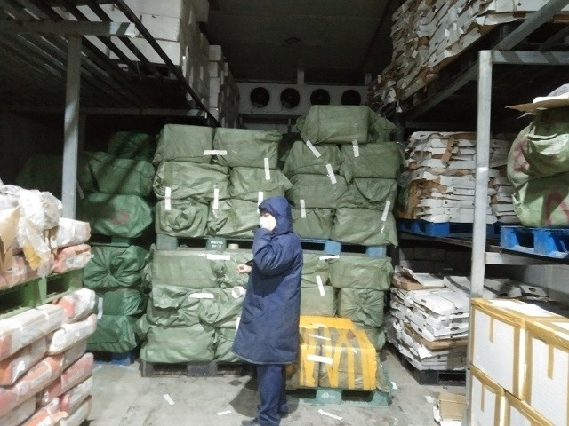 Lực lượng chức năng kiểm tra kho đông lạnh, phát hiện gần 25 tấn thực phẩm không rõ nguồn gốc Lực lượng chức năng kiểm tra kho đông lạnh, phát hiện gần 25 tấn thực phẩm không rõ nguồn gốc