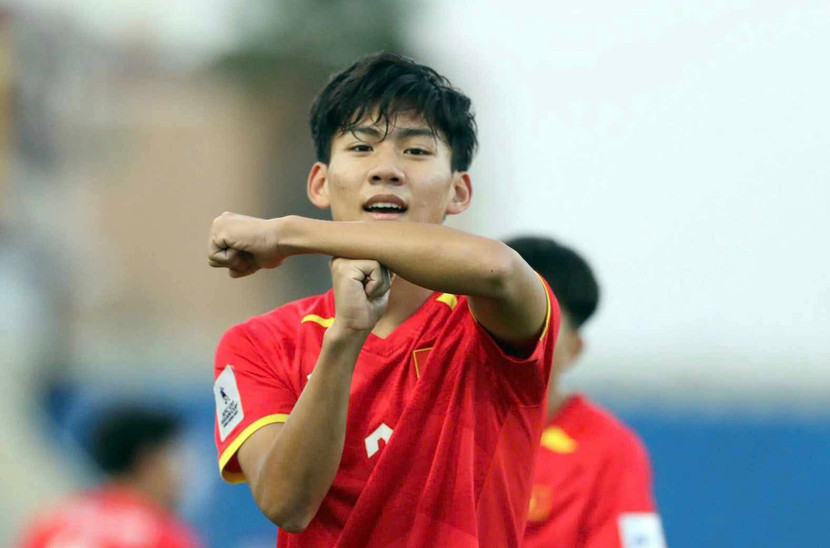 Duy Khang mở tỉ số cho U17 Việt Nam