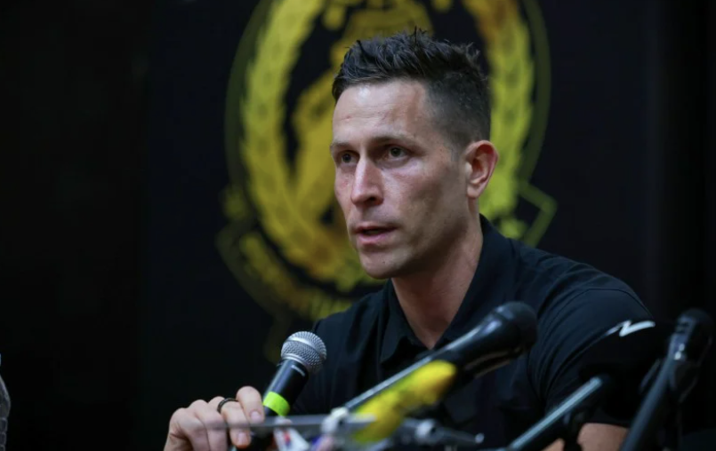 Giám đốc điều hành đội tuyển Malaysia - Rob Friend hứa dành "điều đặc biệt" cho tuyển Việt Nam tại Bukit Jalil ngày 10-6 tới Giám đốc điều hành đội tuyển Malaysia - Rob Friend hứa dành "điều đặc biệt" cho tuyển Việt Nam tại Bukit Jalil ngày 10-6 tới