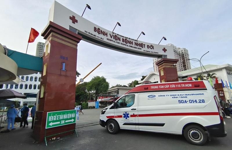 Tạm phong tỏa BV Nhiệt đới TP HCM khi ghi nhận hàng chục ca mắc Tạm phong tỏa BV Nhiệt đới TP HCM khi ghi nhận hàng chục ca mắc