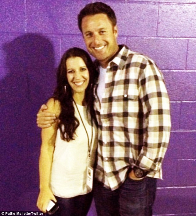 Mẹ Justin Bieber muốn chấm dứt cuộc sống độc thân ảnh 3