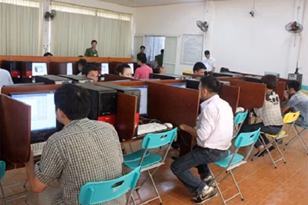 Việc sát hạch cấp GPLX không chỉ kiểm tra về trình độ mà còn đánh giá ý thức, văn hóa của người cầm lái