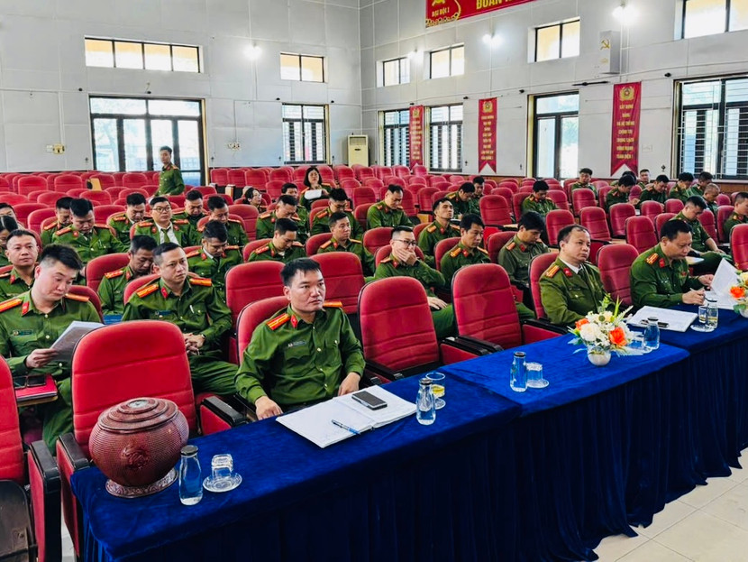 Cán bộ, chiến sĩ Công an xã Sơn Đồng hưởng ứng phong trào thi đua “Ba nhất”, quyết tâm hoàn thành xuất sắc nhiệm vụ giữ gìn an ninh, trật tự cơ sở Cán bộ, chiến sĩ Công an xã Sơn Đồng hưởng ứng phong trào thi đua “Ba nhất”, quyết tâm hoàn thành xuất sắc nhiệm vụ giữ gìn an ninh, trật tự cơ sở