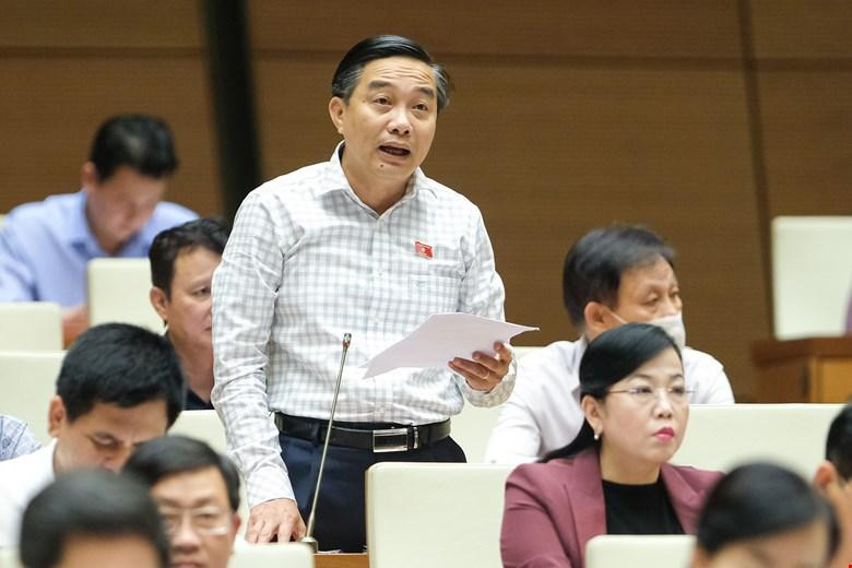 ĐBQH Nguyễn Minh Sơn phát biểu thảo luận tại Quốc hội ĐBQH Nguyễn Minh Sơn phát biểu thảo luận tại Quốc hội