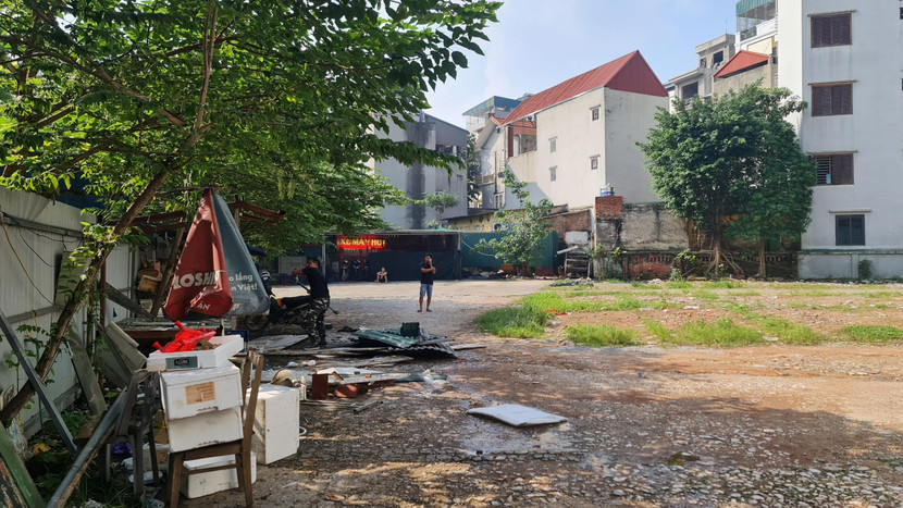 Bãi xe ở số 231 Cầu Giấy đã được giải tỏa sau phản ánh của An ninh Thủ đô Bãi xe ở số 231 Cầu Giấy đã được giải tỏa sau phản ánh của An ninh Thủ đô