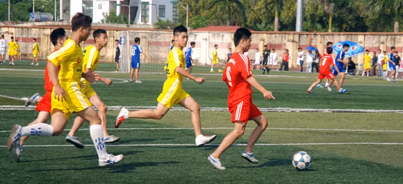 Đương kim vô địch và Á quân cùng bị loại ảnh 15