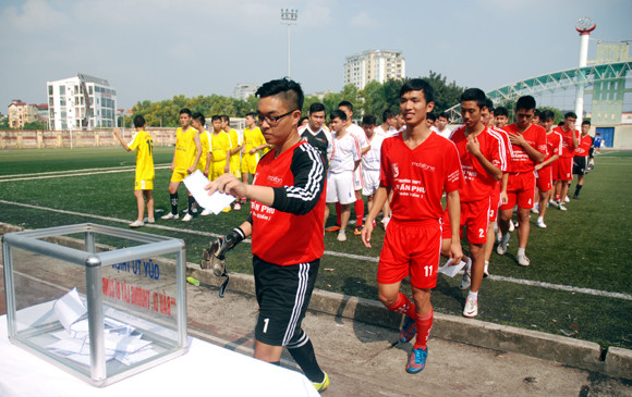 16 đội giành quyền vào vòng 2 giải bóng đá học sinh Hà Nội 2013 ảnh 9 16 đội giành quyền vào vòng 2 giải bóng đá học sinh Hà Nội 2013 ảnh 9