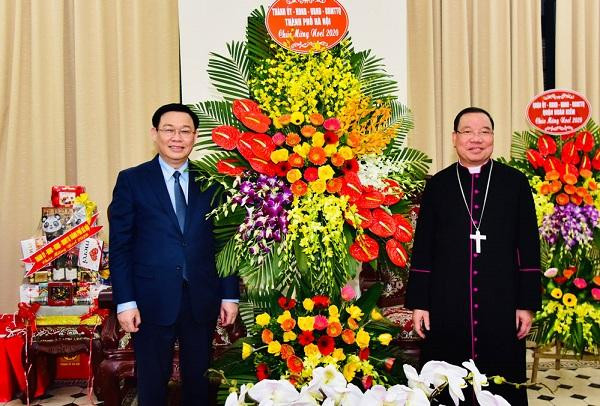 Bí thư Thành ủy Vương Đình Huệ chúc mừng Tòa Tổng Giám mục Hà Nội nhân dịp lễ Giáng sinh 2020. Bí thư Thành ủy Vương Đình Huệ chúc mừng Tòa Tổng Giám mục Hà Nội nhân dịp lễ Giáng sinh 2020.