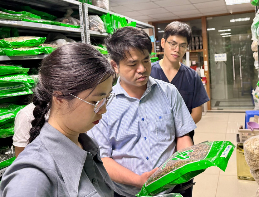 Đoàn kiểm tra của Cục Quản lý Y, Dược cổ truyền (Bộ Y tế) kiểm tra tại Hà Nội Đoàn kiểm tra của Cục Quản lý Y, Dược cổ truyền (Bộ Y tế) kiểm tra tại Hà Nội