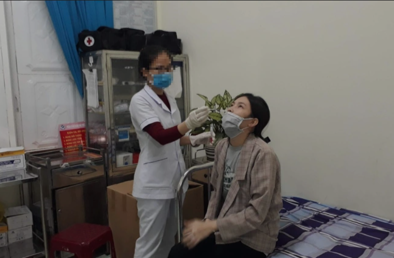 Lấy mẫu test Covid-19 (Ảnh minh họa)