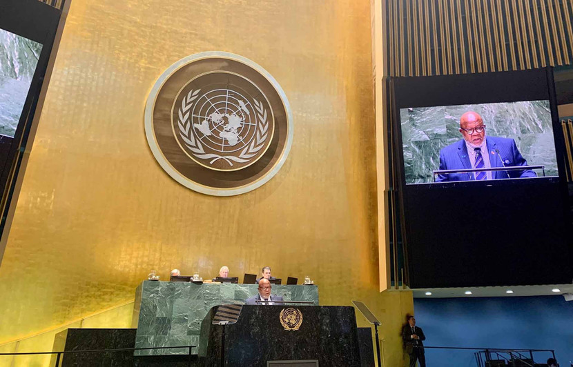 Đại hội đồng Liên hợp quốc đã bầu Đại sứ Dennis Francis, Trưởng Phái đoàn Thường trực Trinidad và Togago làm Chủ tịch Đại hội đồng Khóa 78