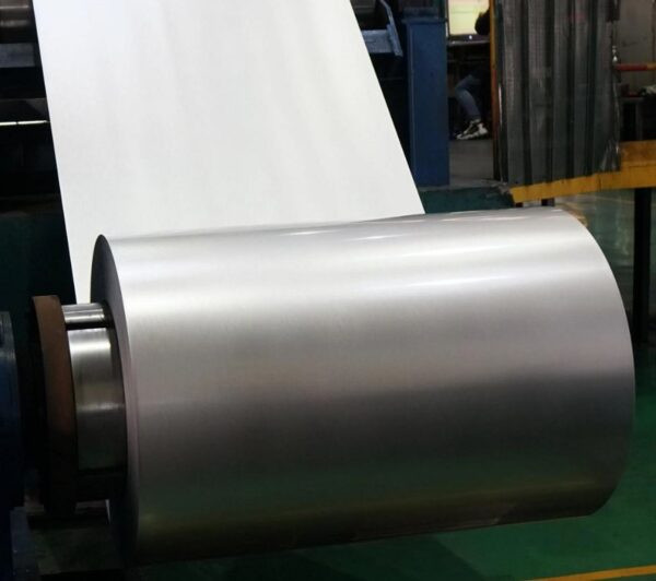 Thép cuộn chống ăn mòn của Việt Nam xuất khẩu sang Nam Phi không phải chịu thuế tự vệ tạm thời