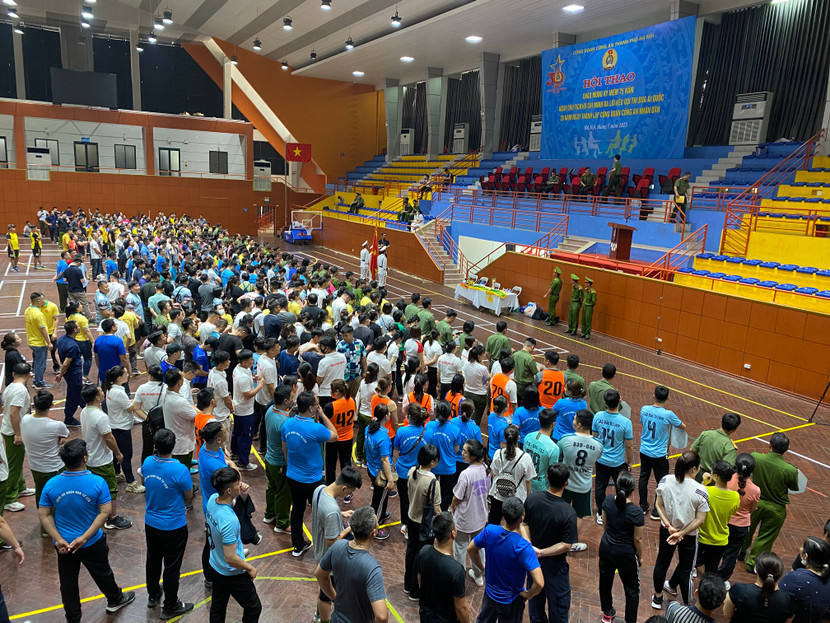 Hơn 600 vận động viên từ 44 đơn vị tham dự sự kiện Hơn 600 vận động viên từ 44 đơn vị tham dự sự kiện