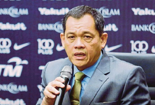 Chủ tịch FAM - Datuk Hamidin động viên đội nhà trước các trận đấu khó tại SEA Games 32 Chủ tịch FAM - Datuk Hamidin động viên đội nhà trước các trận đấu khó tại SEA Games 32