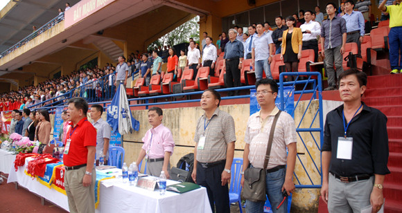 Thắng luân lưu nghẹt thở, THPT Nguyễn Thị Minh Khai đoạt Cúp vô địch ảnh 3